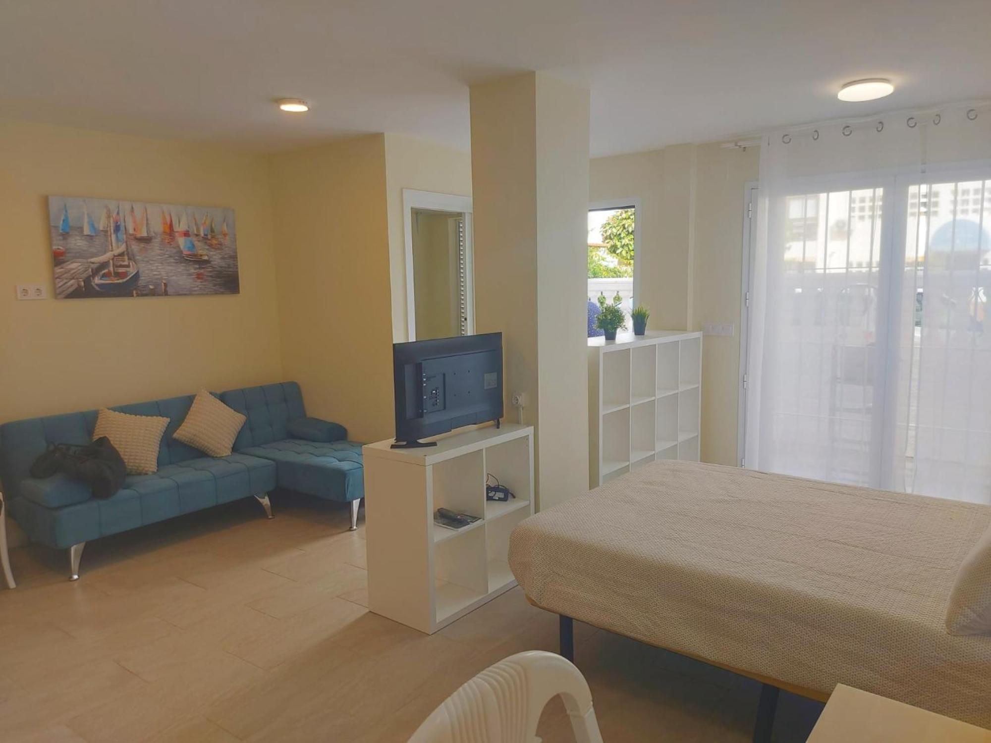 Estudio Luminoso En Puerto Marina Benalmadena Exterior photo