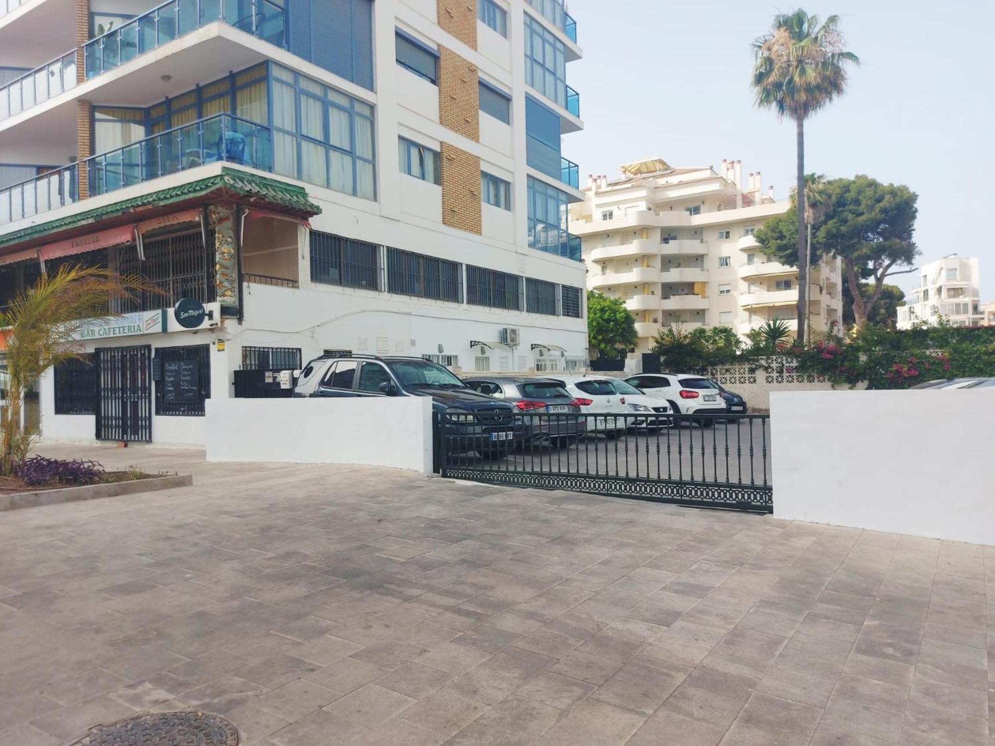 Estudio Luminoso En Puerto Marina Benalmadena Exterior photo